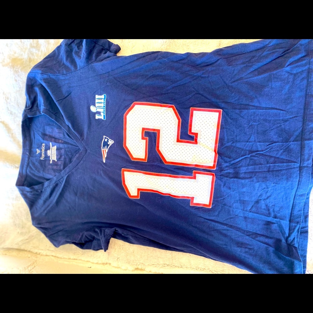 Tom Brady Patriots shirt.